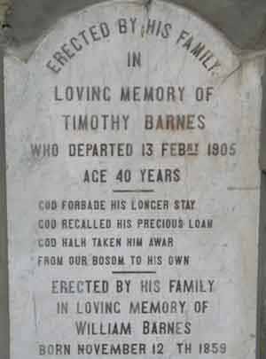 Lápida a Timothy y William Barnes
